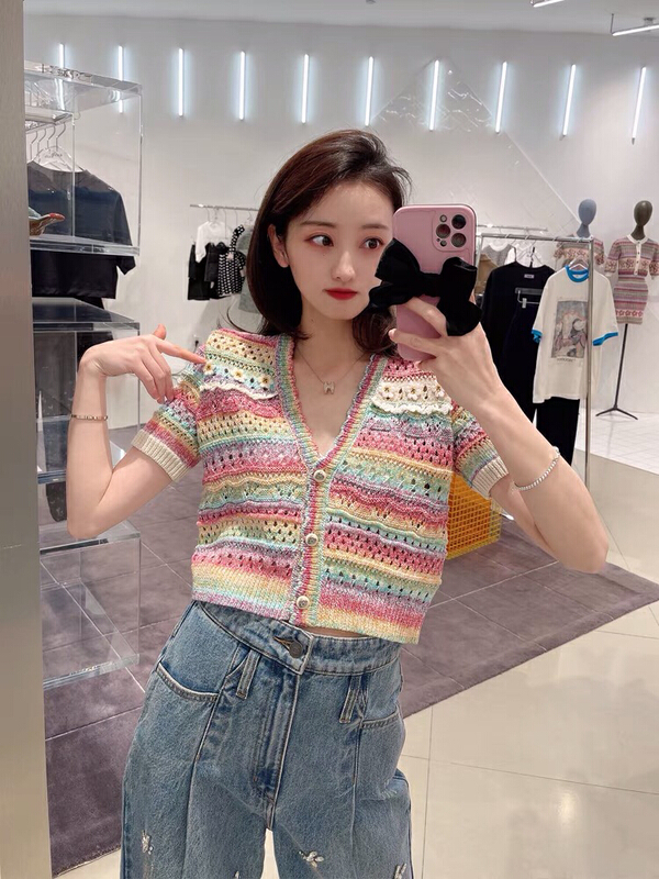 [iris] small fresh color temperament thin short V-neck thin short sleeve sweater 2-19# JJ