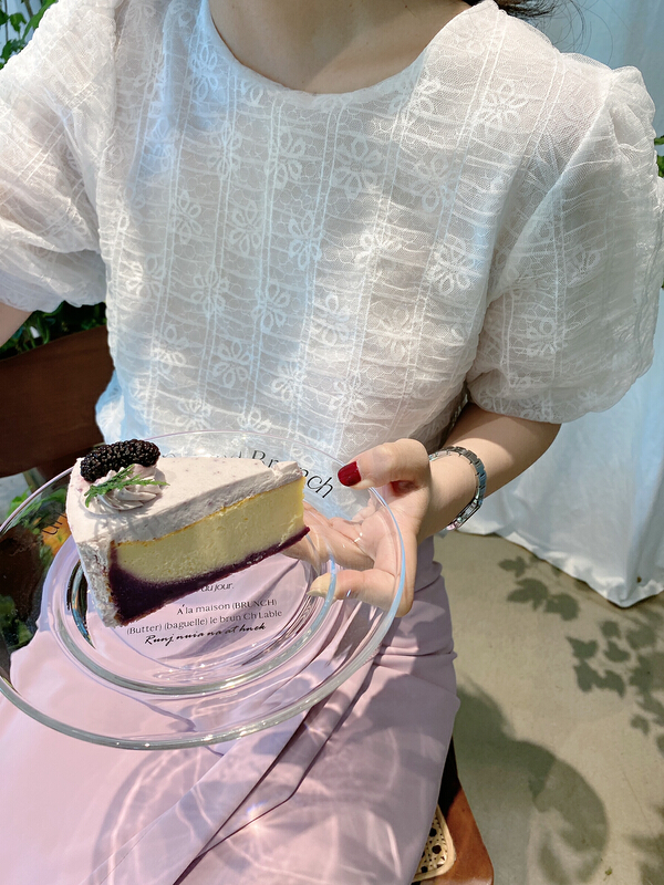 [Moco Moco] bubble sleeve lace Pullover blouse 7010# PCZ