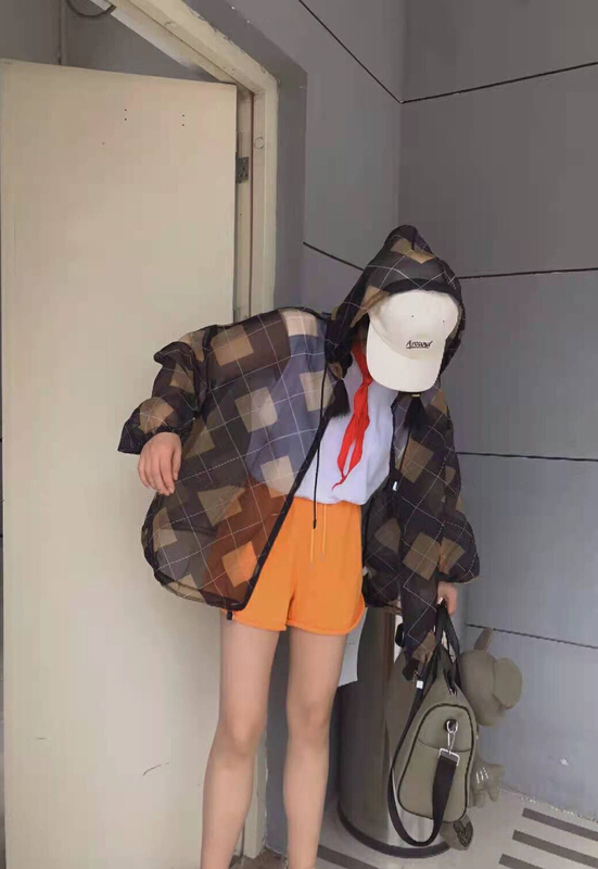 [Mori shallow wind] Korean hooded loose sunscreen shirt 8429# XYJ