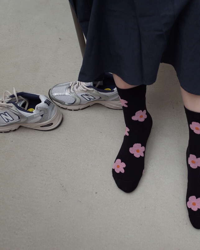 [inside] Japanese and Korean retro sweet flower contrast medium socks n9199# zxl