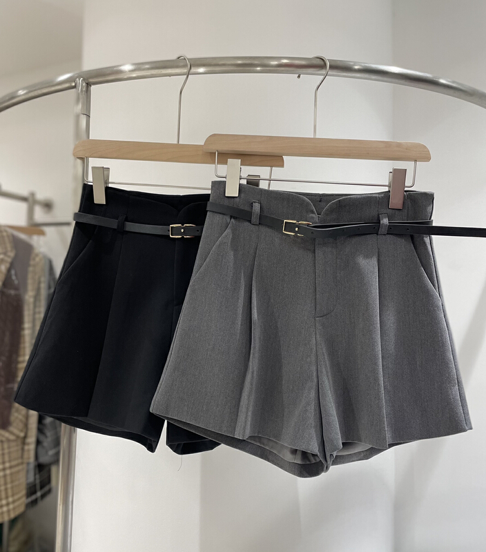 [September] solid color thin A-line high waist suit casual shorts (with belt) 66818# ozq