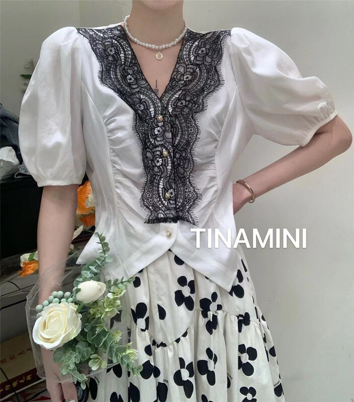 New in early summer! [Tina Mini] elegant lace V-neck blouse m0131# hjy