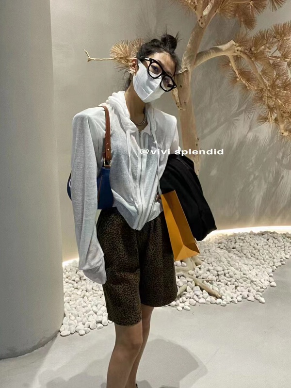 [vivi] hooded zipper versatile sunscreen shirt (only sunscreen shirt) 7589# ozq