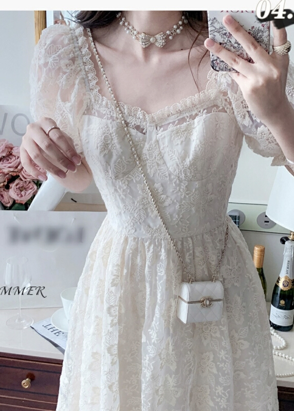 [Yingying new clothes] French temperament fairy bubble sleeve high waist embroidered Square Neck Dress 7475# Cl