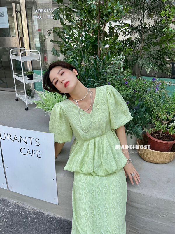 [OSHA madeinost] customized three-dimensional grain two-color V-neck shirt 86299# ll