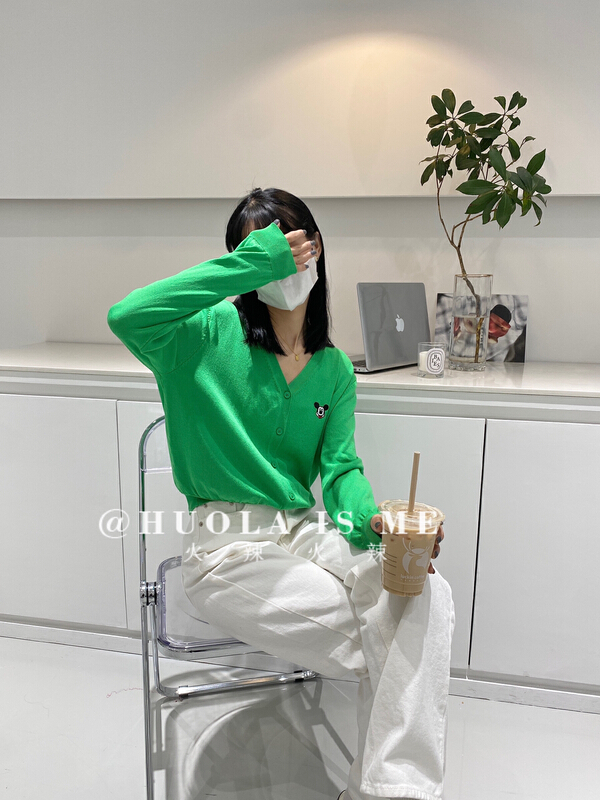 New year in early spring! [hot Huola is me] Korean cartoon embroidery single breasted casual knitted cardigan 7540# cqw