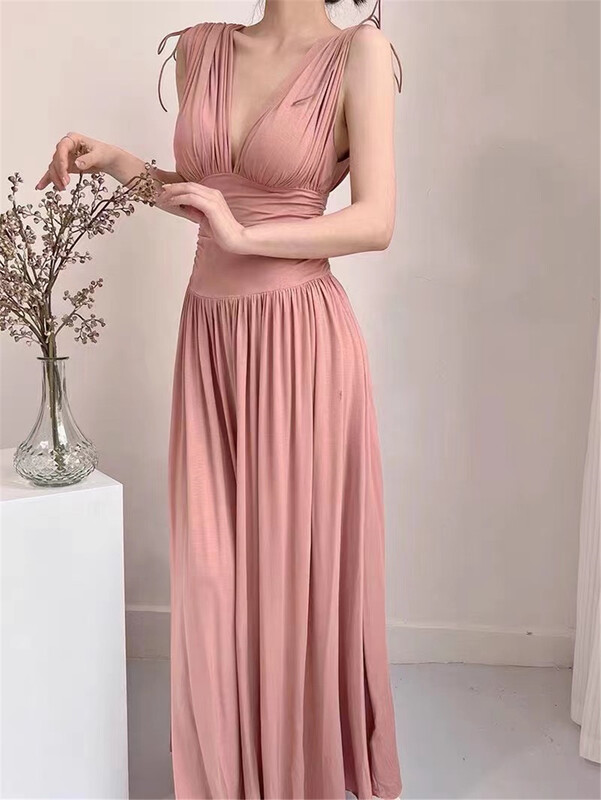 New in early summer! [little woman] sexy temperament deep V waist dress 22132# PCZ