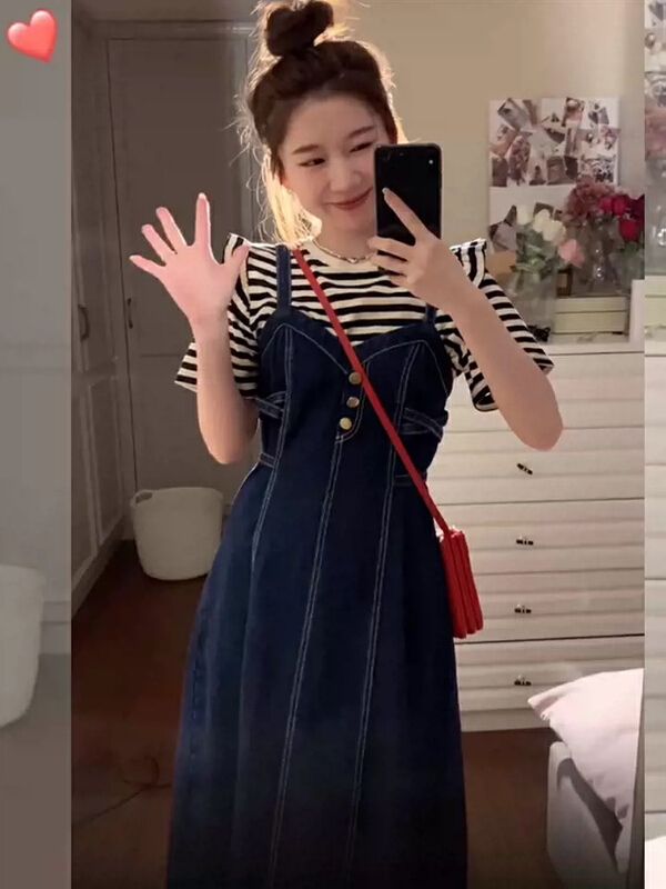 [L.L studio] Korean striped short sleeved T-shirt + denim suspender skirt set (belt cannot be removed) 7311# PCZ