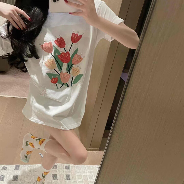 [big C studio] age reducing, fresh and thin, versatile short sleeved T-shirt (with socks) 1101# PCZ