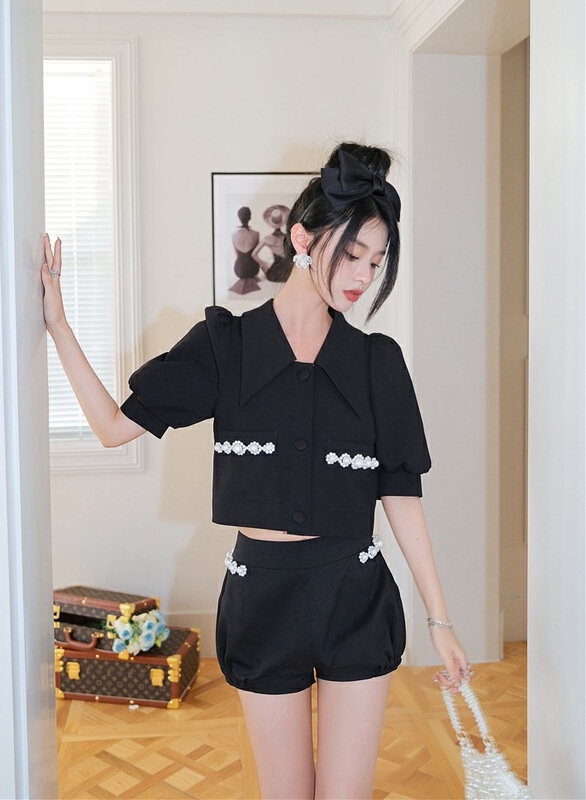 goods in stock! [ala] niche design heavy industry short coat + three-dimensional flower bud small sexy pearl suit t1590# JJ