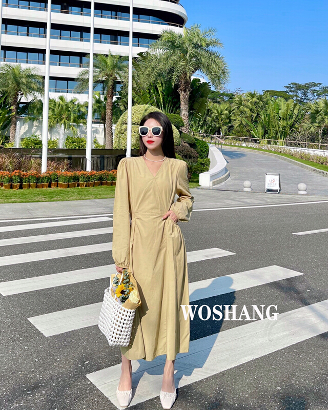 New year in early spring! [woshang woshang] Korean V-neck bubble sleeve dress 1124# XYJ