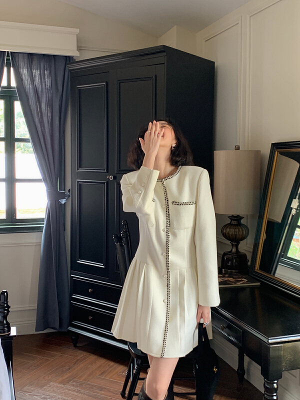 goods in stock! [new open] xiaoxiangfeng women's winter 2021 new long sleeved dress with slim waist and celebrity style hw95155# zxl