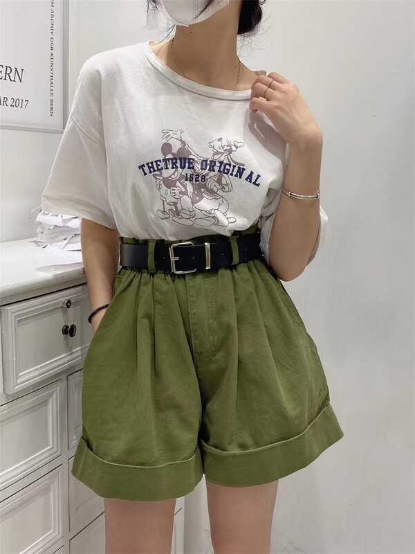 New in early summer! [runway girl] versatile basic solid color crimped casual shorts (with belt) 6826# XYY