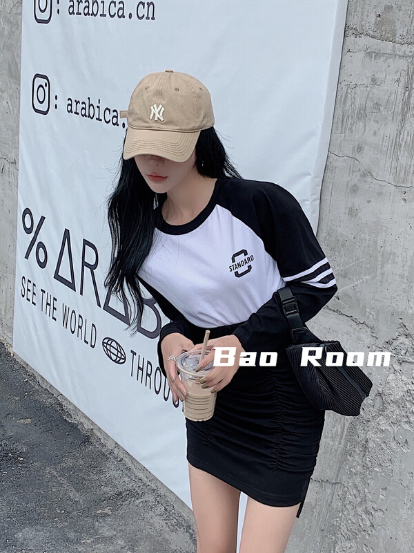 New year in early spring! [Fanfan] Korean alphabet long sleeved T-shirt + fashionable and versatile pleated skirt suit (only suit) 1017# JJ