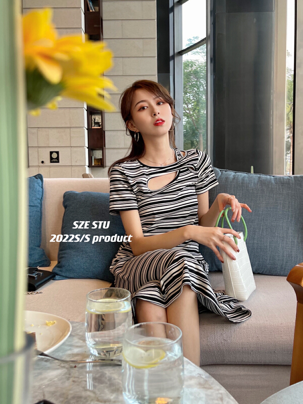goods in stock! New year in early spring! [Sze] careful machine design hollowed out dress 90326# zxx