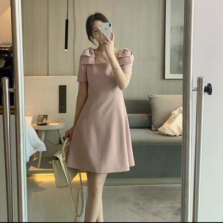 [Yingying new clothes] French style square collar sweet minority design high-grade gentle dress 8018# Cl
