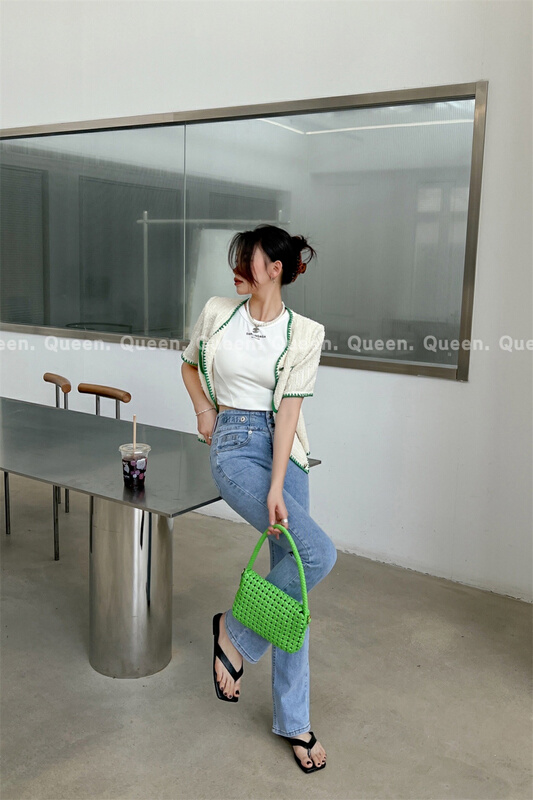 初夏上新!【QUEEN1】微喇叭時尚百搭牛仔褲  570#  OZQ