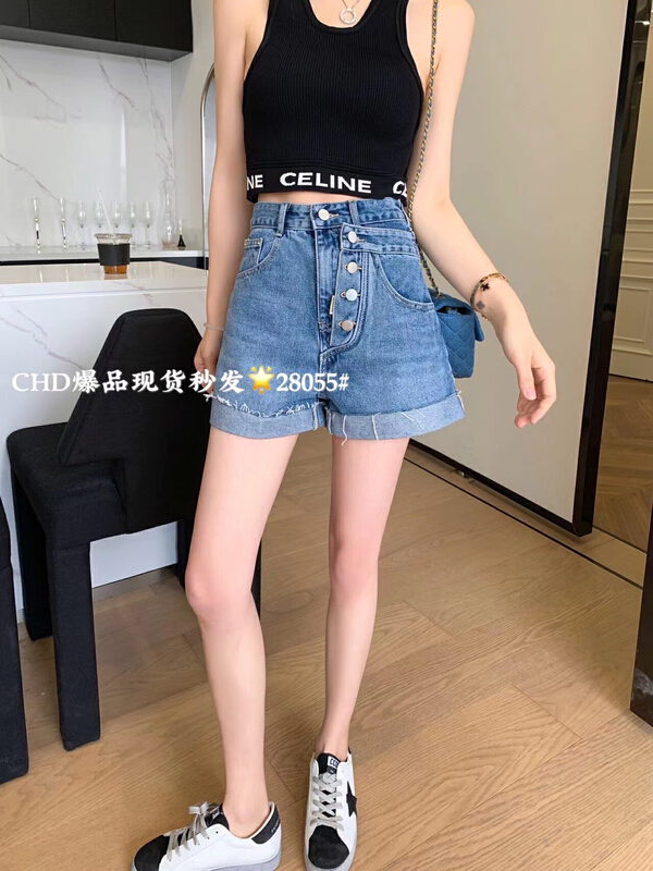 New in early summer! [CHD] non elastic irregular multi button net red wind wide version denim shorts 28055# CLS