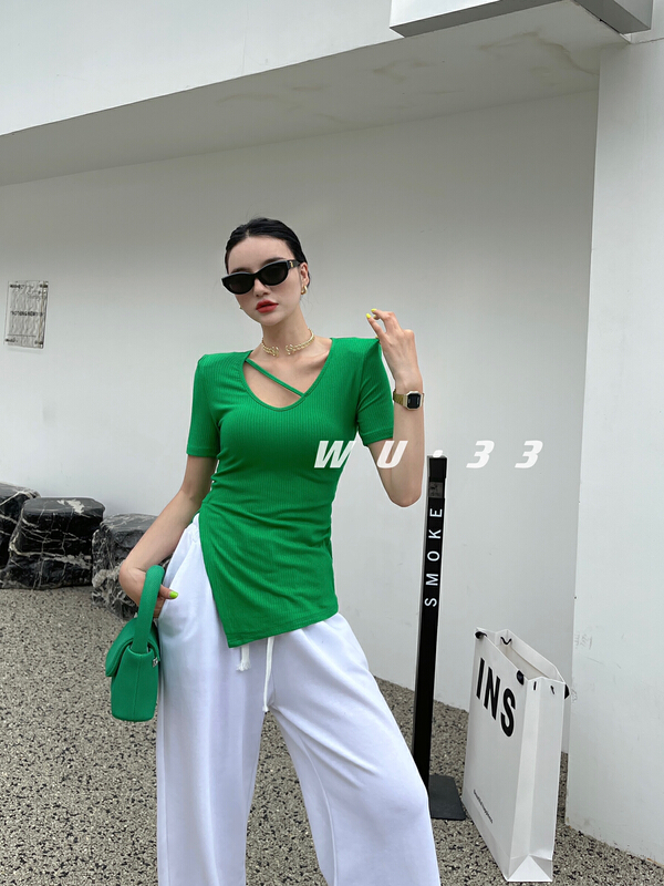 New in early summer! [Wu. 33] Korean style versatile ins bottomed shirt 22115# WTT