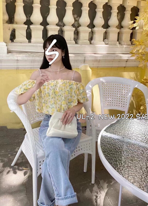[ul-2] floral off shoulder pearl shoulder strap blouse 6172# JJ
