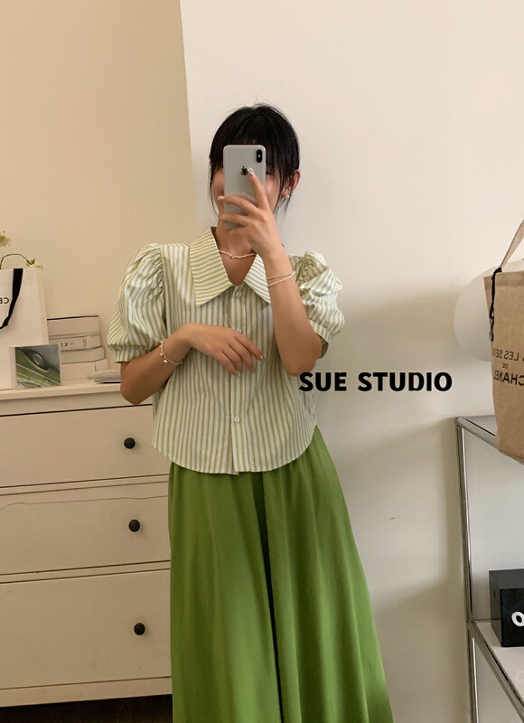 初夏上新!【SUE STUDIO】豎紋西裝領泡泡袖小衫  99975#  ZSY