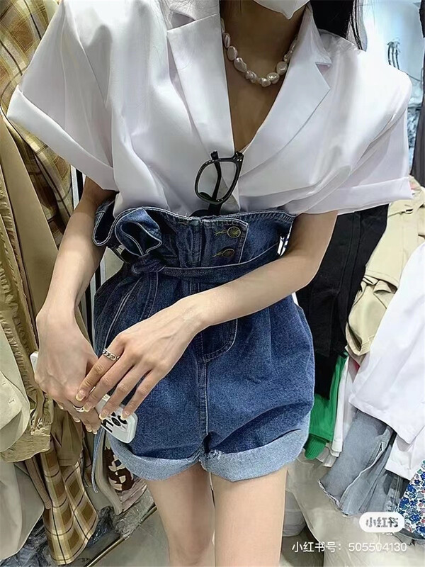 New in early summer! [Yan Zhen] temperament design sense denim stitched dress (with belt) 88711# PCZ