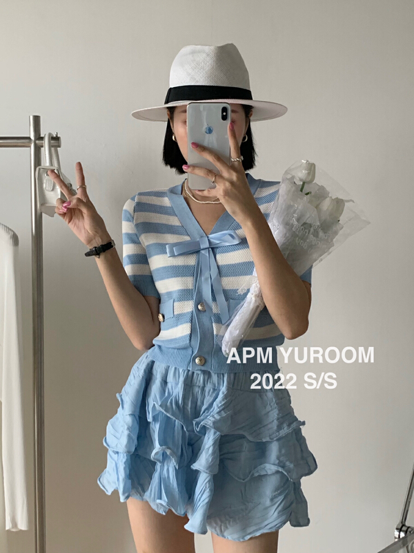 [APM yuroom] Korean age reducing striped sweater (with detachable bow) 22220# LSL