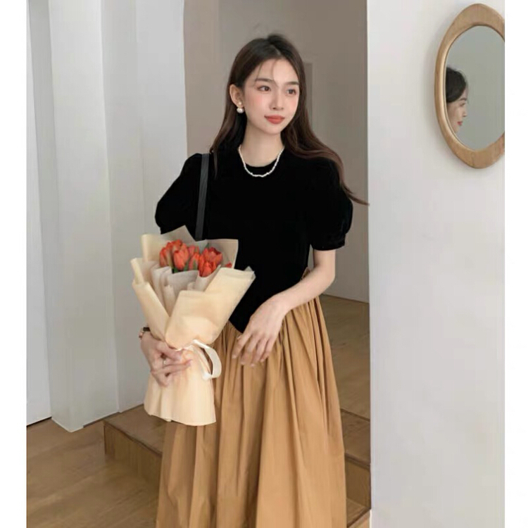 [jun.t] French temperament round neck stitching waist closing to show thin contrast color Pleated Dress (dress only) 5733# PCZ