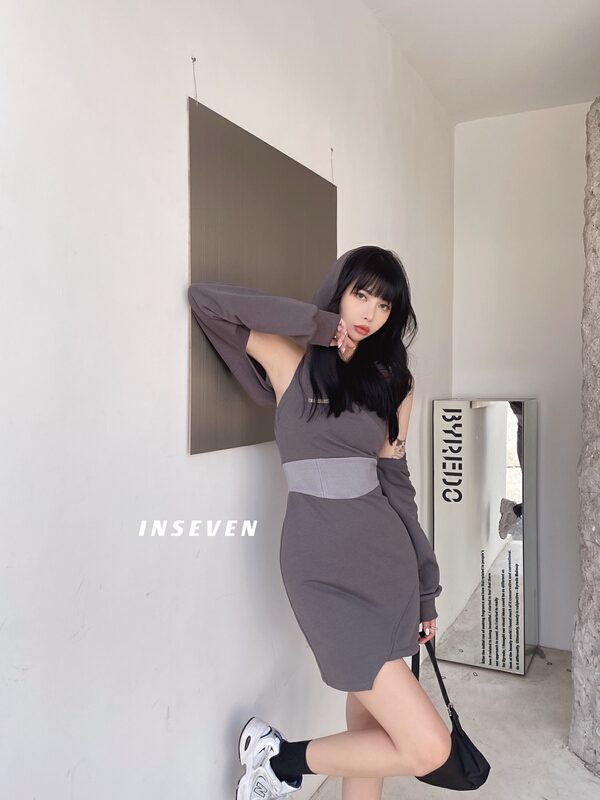 goods in stock! New year in early spring! [inseven] Korean V-neck sleeveless waist pack hip dress + simple hooded short coat set 25089# ozq