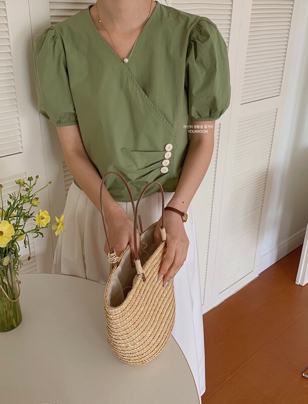 goods in stock! New in early summer! [your room] V-neck clean Korean small shirt 8030# cqw