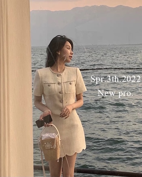 [NC Editio n (new color] small fragrance short shirt + wavy skirt set q9282# zxx