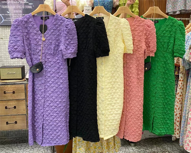 【SUZYBUBBLE】法式V領泡泡袖連衣裙  9969#  WPL