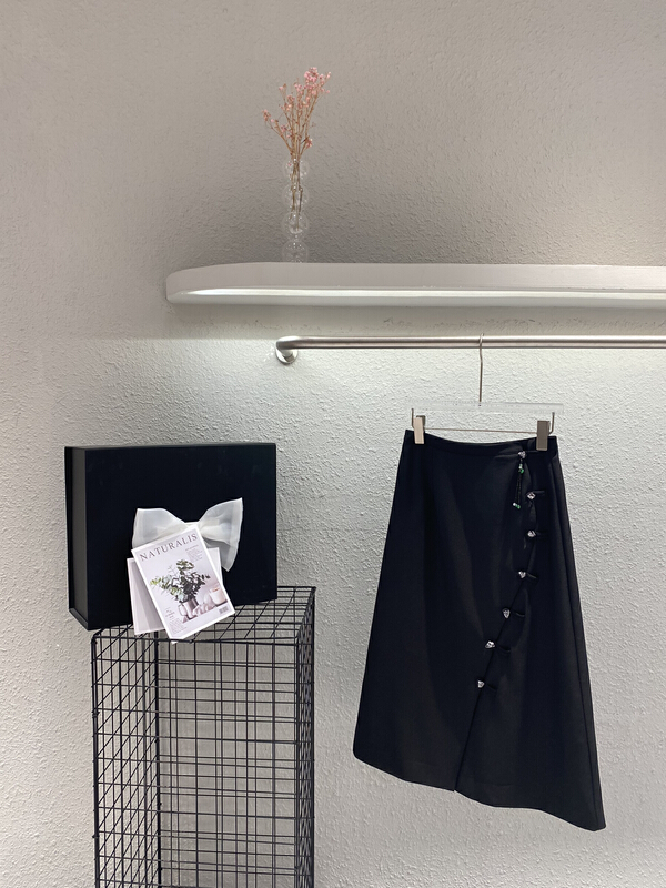 goods in stock! New in early summer! [Feimao Philippine cat] fashion slim simple skirt ym-7350# LSL