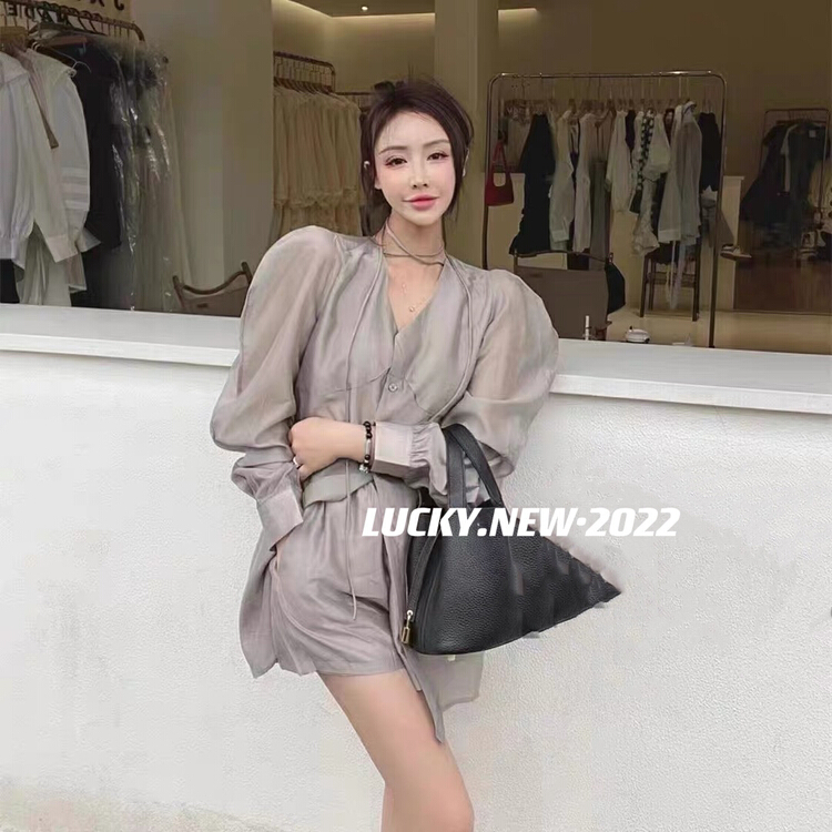 [lucky] Solid Color Bubble Sleeve breasted sunscreen shirt + elastic waist casual shorts two-piece suit 8805-1# zxx