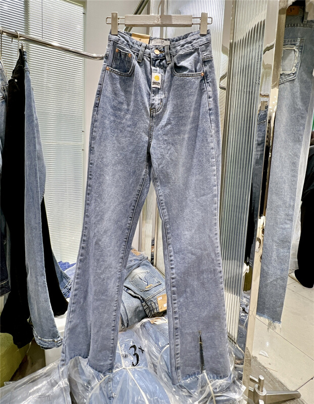 New year in early spring! [3 +] Korean version straight baggy jeans 6042# XYJ