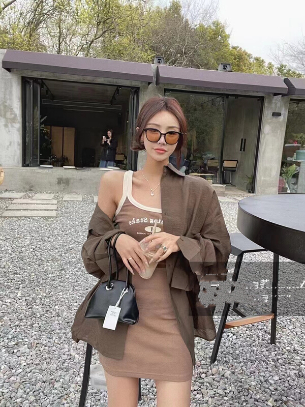 New in early summer! [I do do] Korean loose and versatile shirt + letter print suspender dress set 8103# cqw