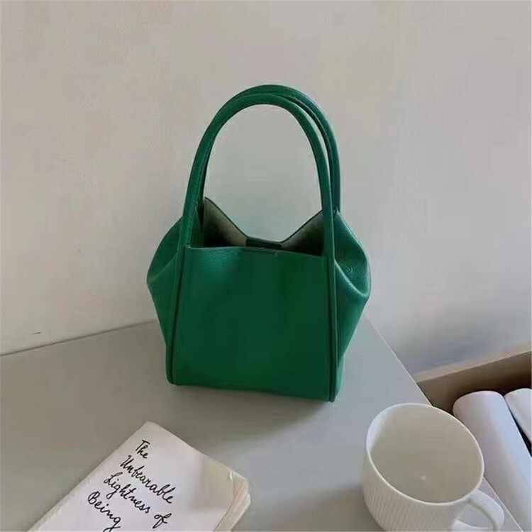 [Guangjun bag industry] fashionable and versatile high-capacity messenger bag 2608# JJ