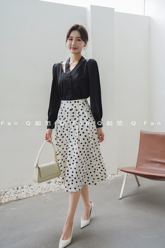 New year in early spring! [style] Chiffon wave point fashion skirt 8776# JJ