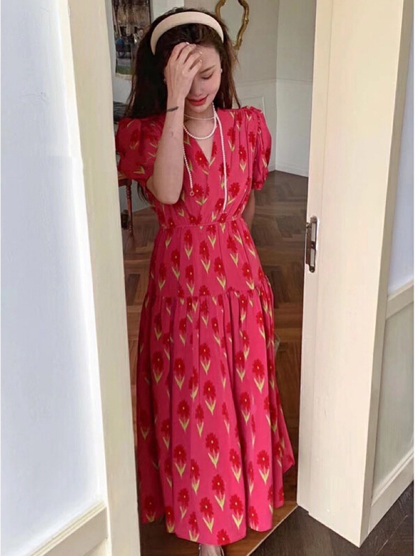 Simple style of HBV dress