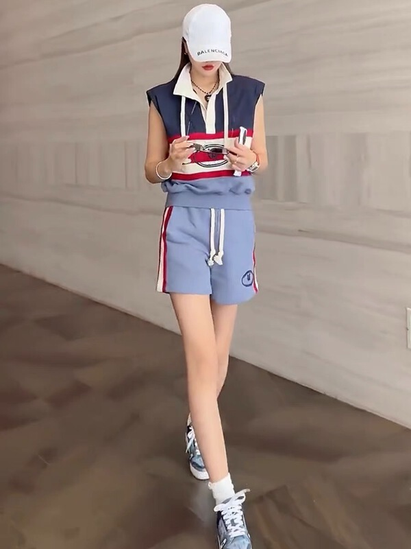 goods in stock! New in early summer! [yayirou] color blocking fashion blouse + comfortable and versatile casual Shorts Set 5907# zyh