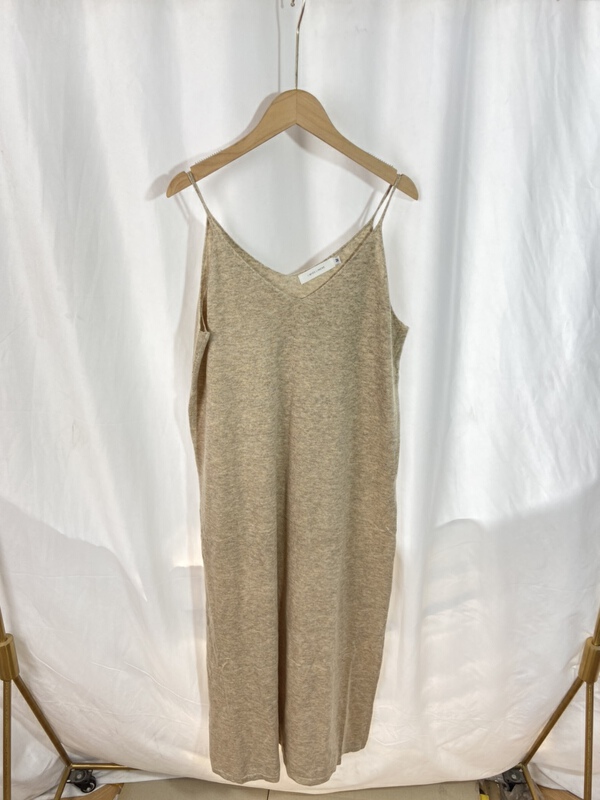 New in early summer! [yspy shop] sling simple age reducing fashion dress 889# Cl
