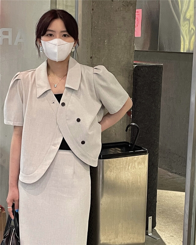 goods in stock! [blooming's] temperament bubble sleeve textured short coat (excluding skirt) 6877# cqw