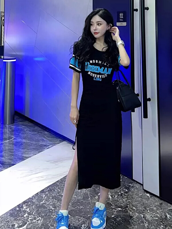 New in early summer! [punt] sexy hip slit dress