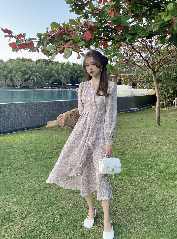 goods in stock! New year in early spring! [J2. J1wg] V-neck retro foreign style light mature dress 22050# cqw