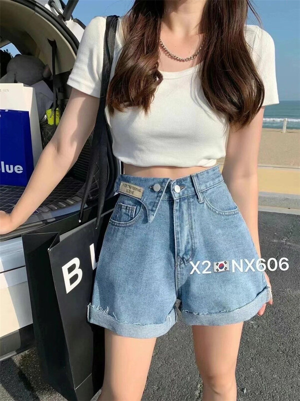 goods in stock! New year in early spring! [x2 square] Korean fashion classic denim shorts nx606# L