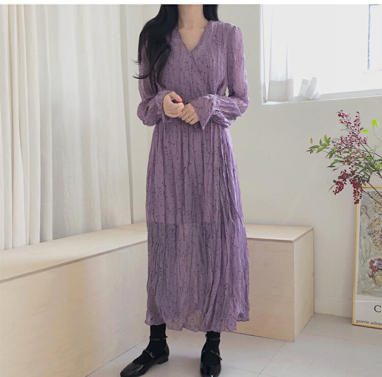 New year in early spring! [timely rain] Han Feng ins elegant sweet small fresh loose pleated V-neck thin dress 05206# jhy