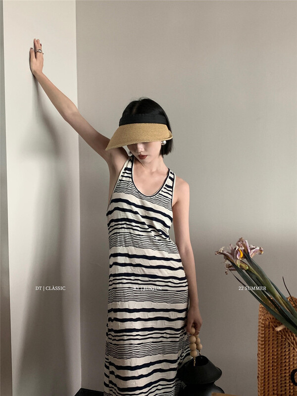 [DT class] striped vest fashion dress 4712# XYJ