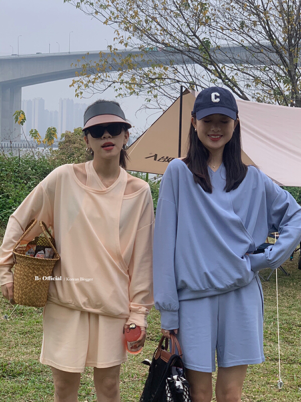 goods in stock! New year in early spring! [B plus] Korean loose design sense of minority off shoulder long sleeve T-shirt 22-322-2# HBx