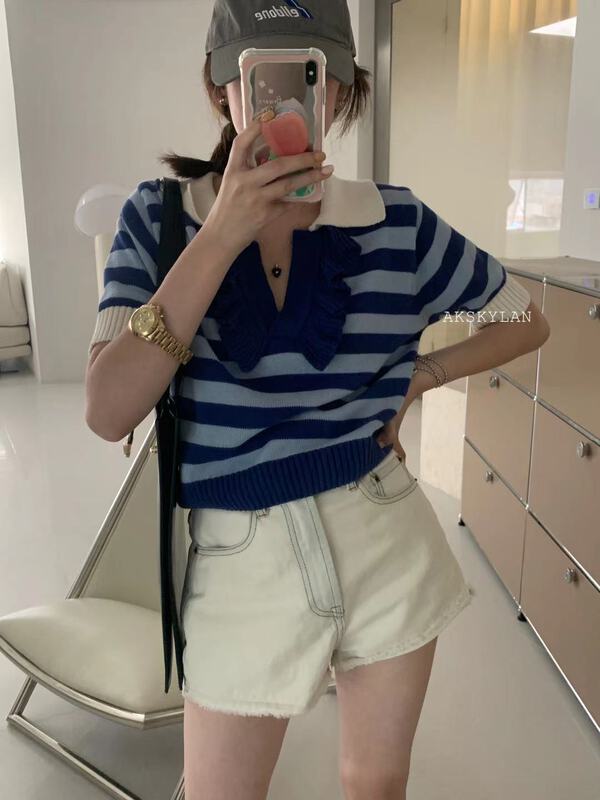 [A.K skylan] Korean Striped Polo neck short sweater 10109# zxl