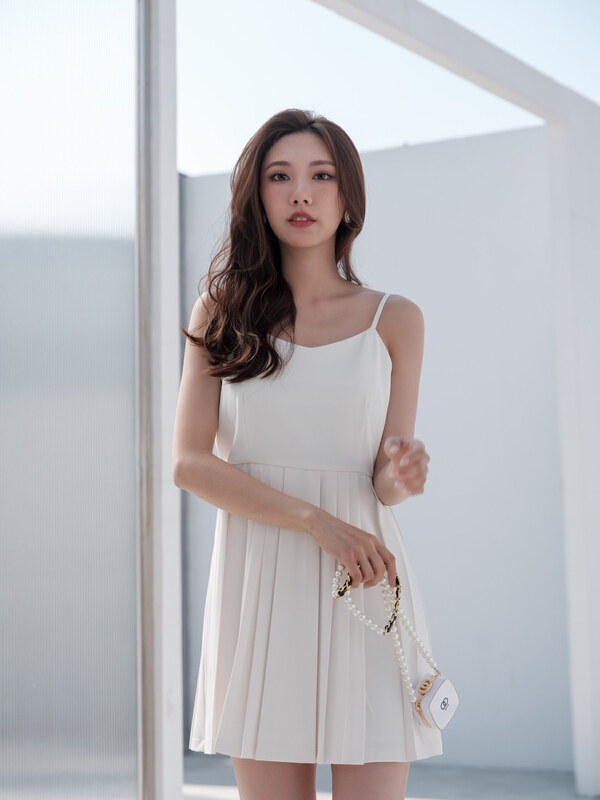 New year in early spring! [BL Bertie Leah] new pleated sling strap skirt 23060# jhy